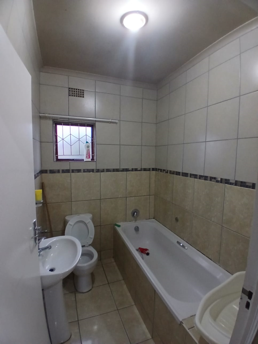 3 Bedroom Property for Sale in Haven Hills Eastern Cape